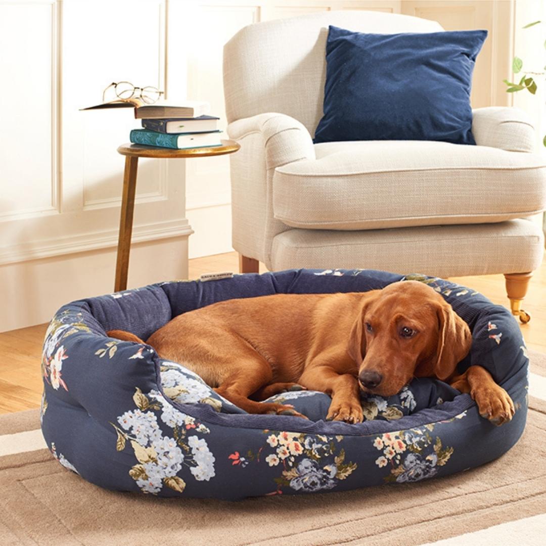 Laura Ashley Rosemore Deluxe Slumber Dog Bed