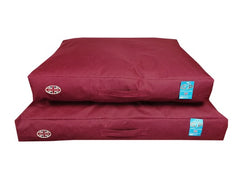 Gor Pets Water Resistant Outdoor Sleeper Wine