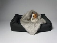 Tove Anthracite Dog Bed by Labbvenn