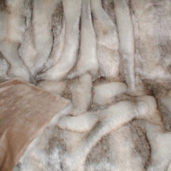 Luxury Faux Fur Dog Blanket Snow Wolf