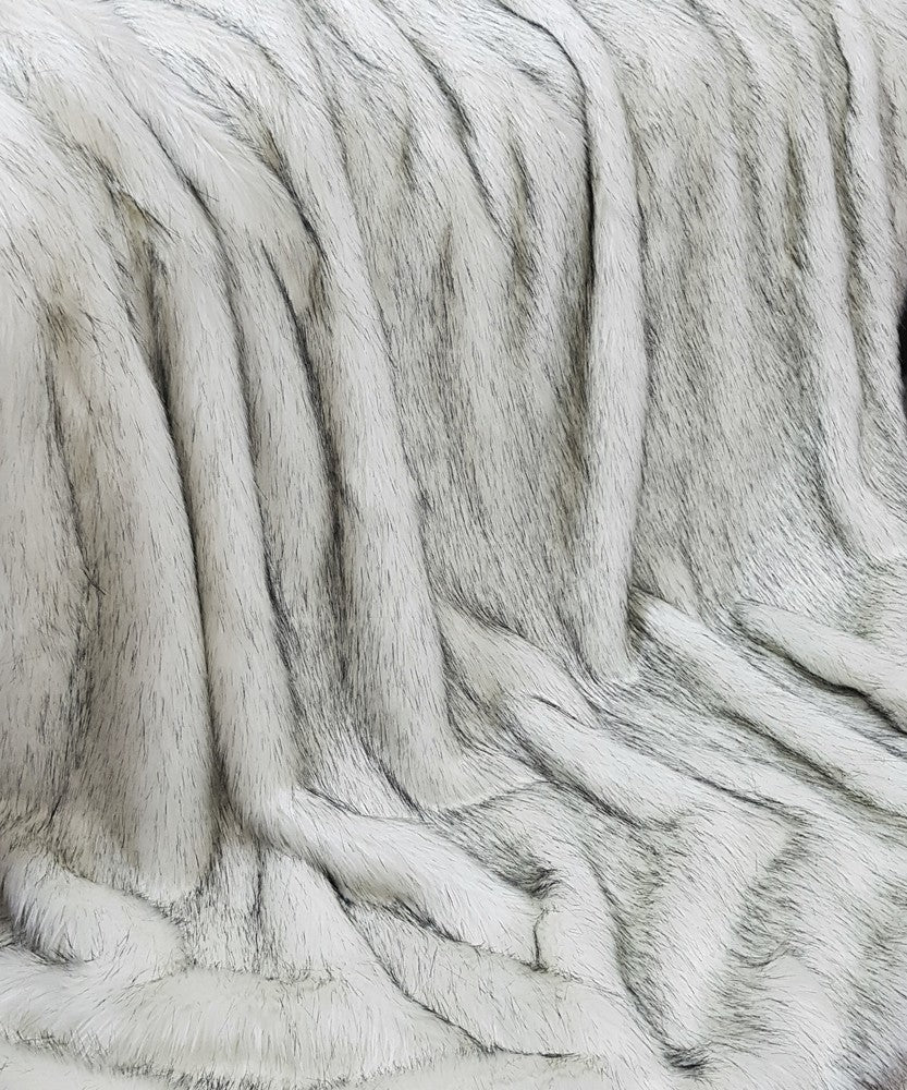 Luxury Faux Fur Pet Blanket Alaska