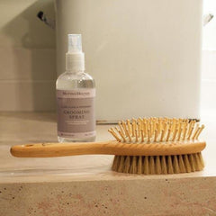 Duel Sided Dog Grooming Brush By Mutts and Hounds