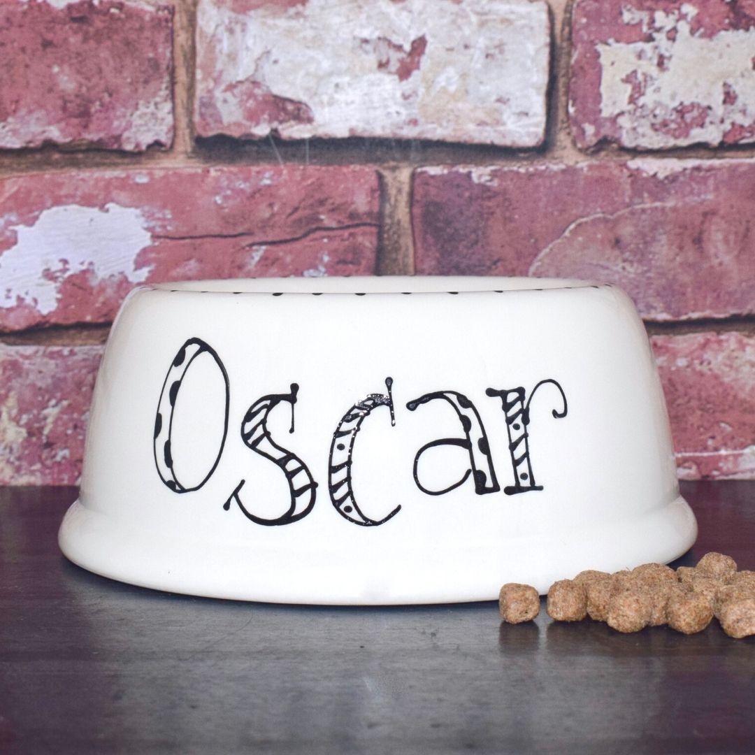 Personalised Doodle Font Slanted Dog Bowls | Personalised Spaniel Bowls